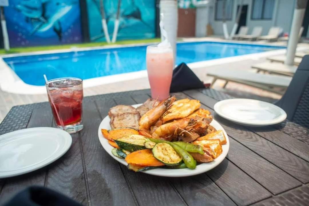 Mi Tierra Hotel Y Restaurante San Luis Ngoại thất bức ảnh